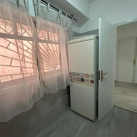 Cozy Hideout Near Cacilhas Pier Apartamento *