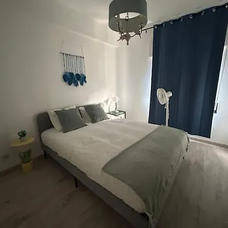 Lägenhet Cozy Hideout Near Cacilhas Pier Almada